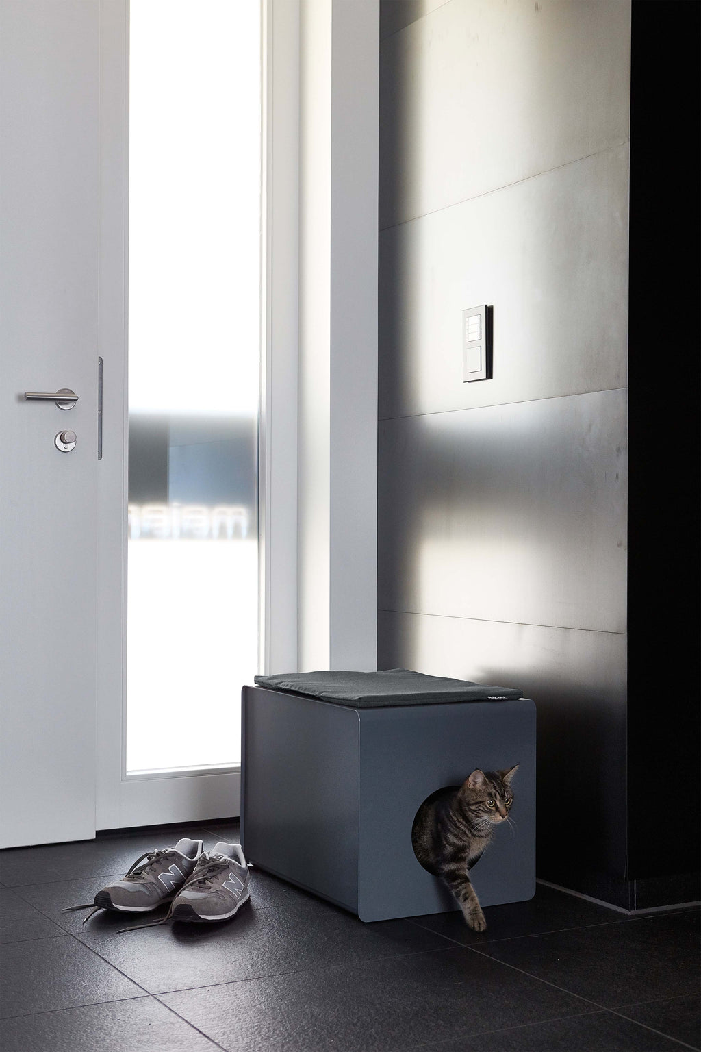 Bauhaus Inspired Sito Litter Box - MiaCara